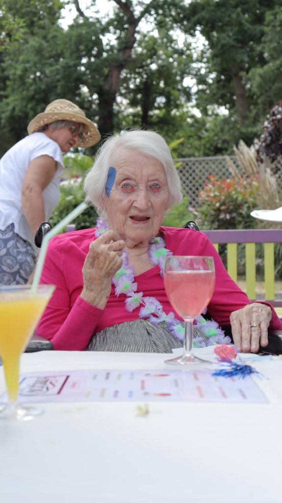 Residents, relatives & volunteers Summer get-together